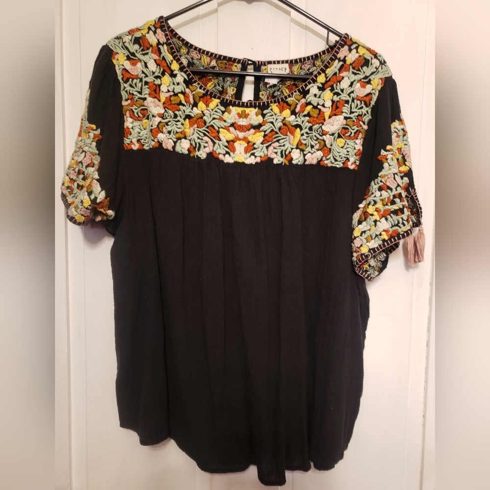 Sister Mary boutique top